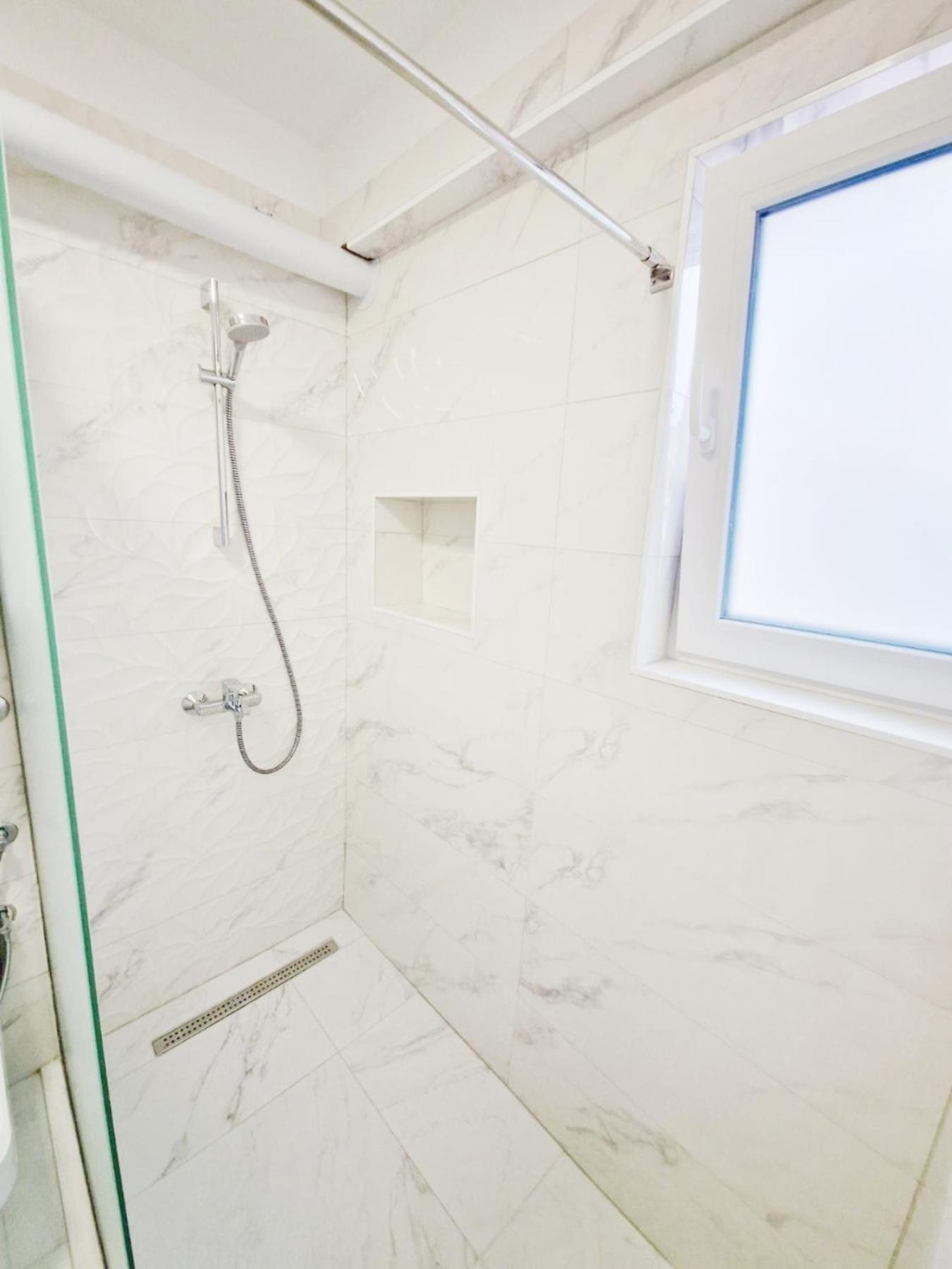 Ari Apartment Сараево Екстериор снимка